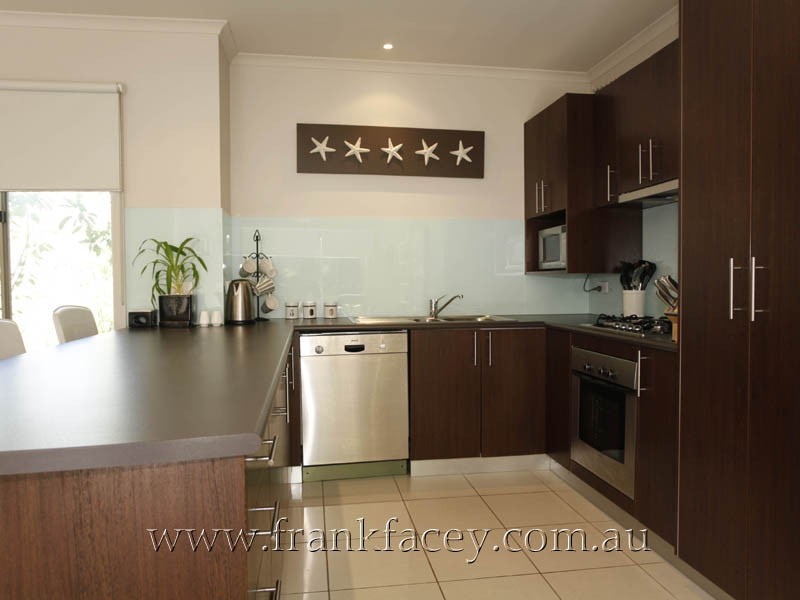 1/57 Wallace Street, Beaconsfield VIC 3807