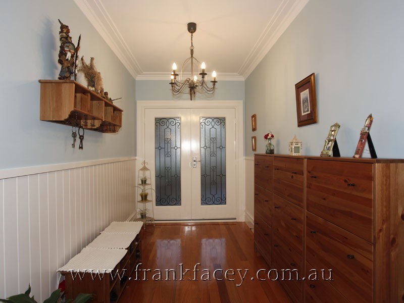 15 Sheldon Drive, Berwick VIC 3806