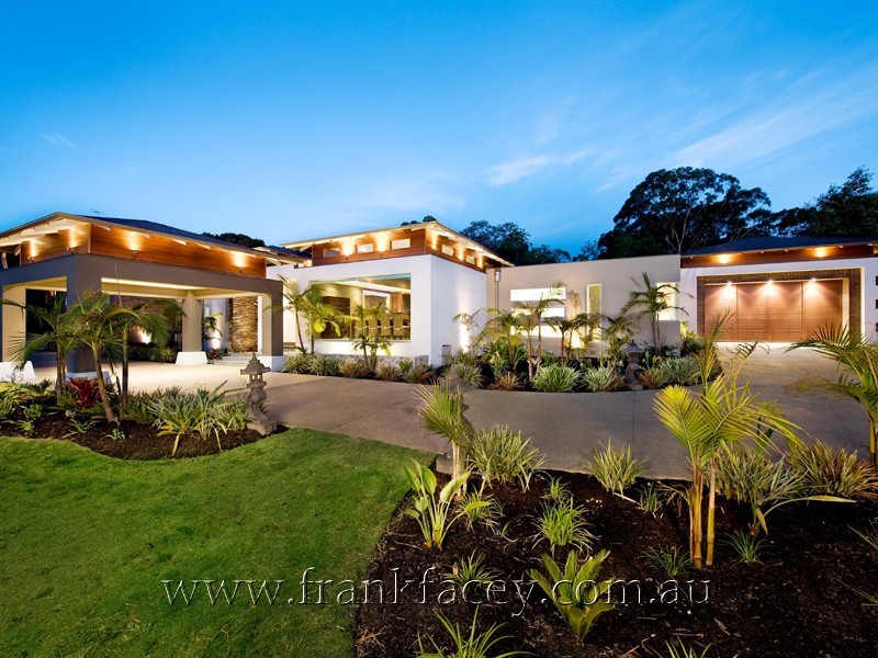 68 Harkaway Road, Berwick VIC 3806