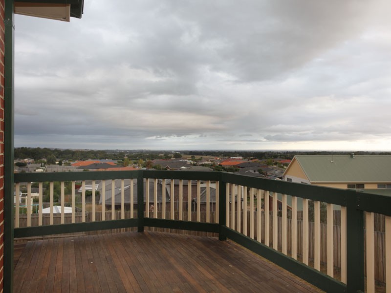 3 Royal Crescent, Beaconsfield VIC 3807