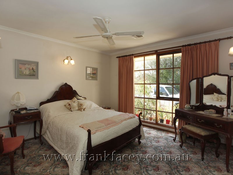 53 Howell Drive, Berwick VIC 3806