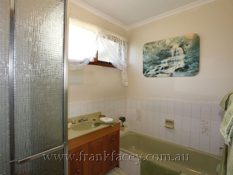 53 Howell Drive, Berwick VIC 3806