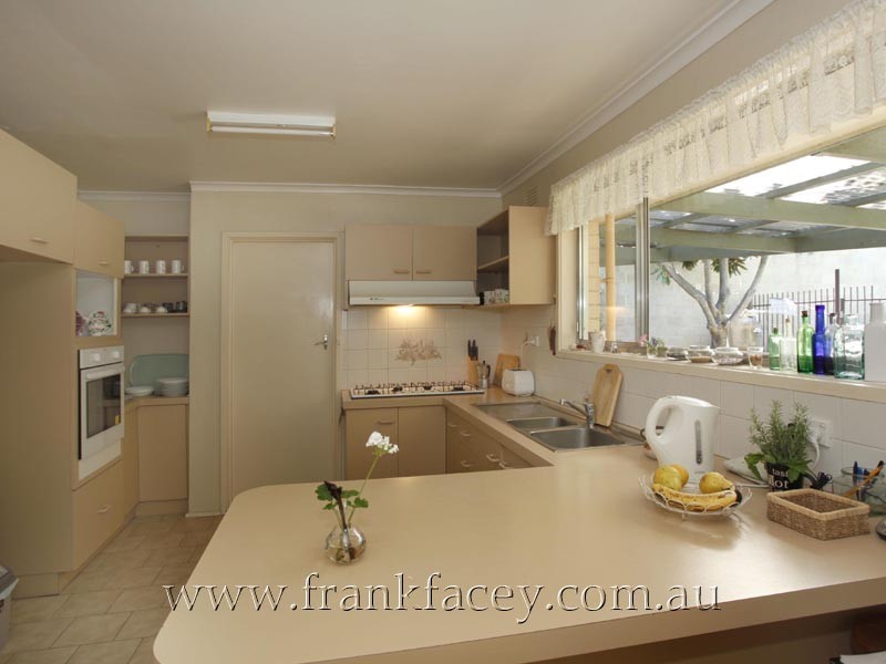 5 Fritzlaff Court, Berwick VIC 3806