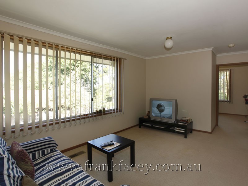 5 Fritzlaff Court, Berwick VIC 3806