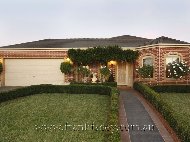 9 Sherman Court, Berwick VIC 3806
