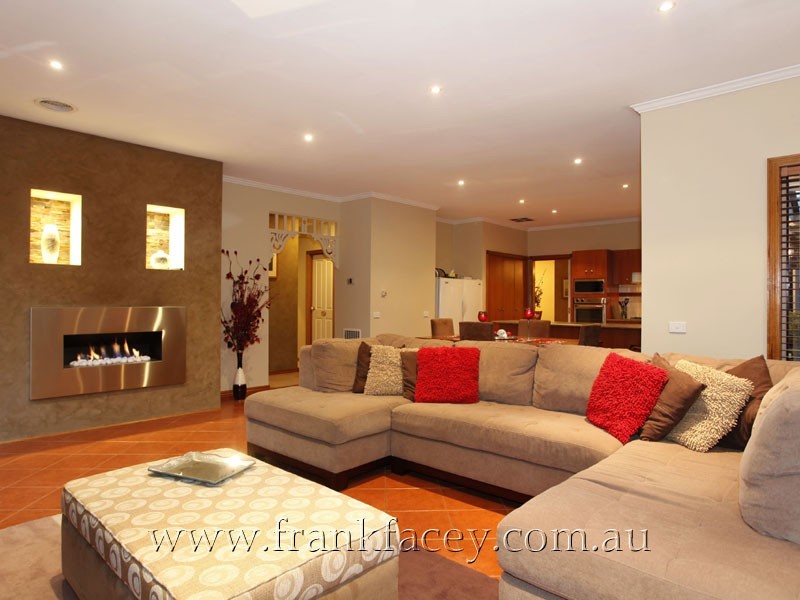 9 Sherman Court, Berwick VIC 3806