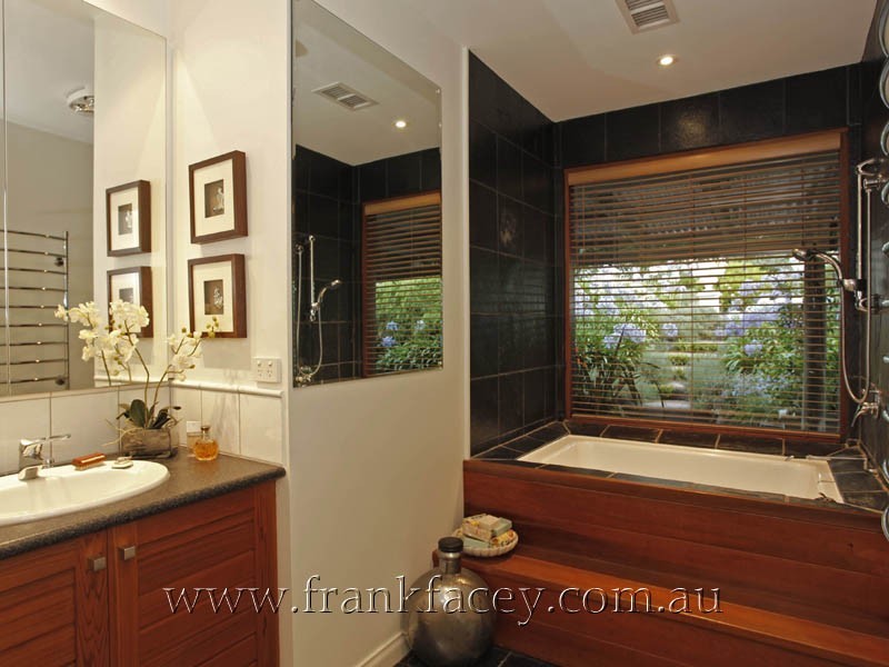 187 Split Rock Road, Beaconsfield Upper VIC 3808