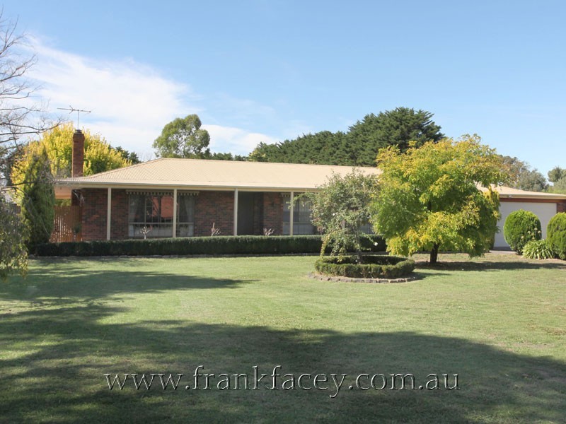 4 Alfred Close, Narre Warren North VIC 3804