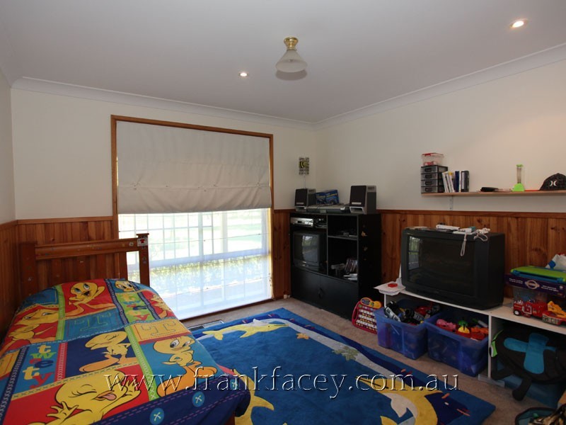 4 Alfred Close, Narre Warren North VIC 3804