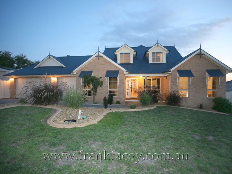 5 Diggers Court, Beaconsfield VIC 3807