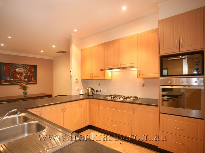 5 Diggers Court, Beaconsfield VIC 3807