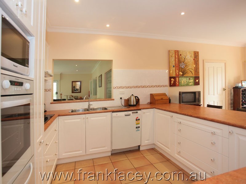 605 O’Neil Road, Beaconsfield VIC 3807