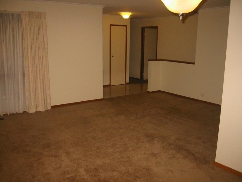 10 Van Der Haar Avenue, Berwick VIC 3806