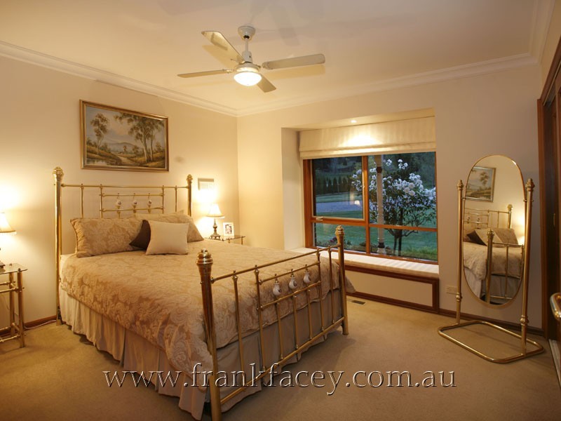 10 Farm Lane, Berwick VIC 3806