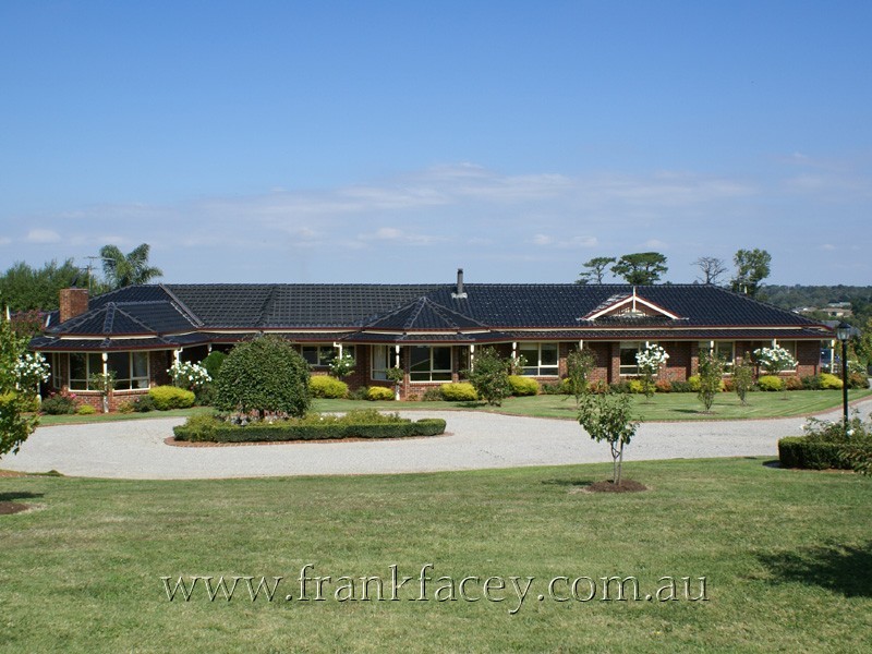 10 Farm Lane, Berwick VIC 3806