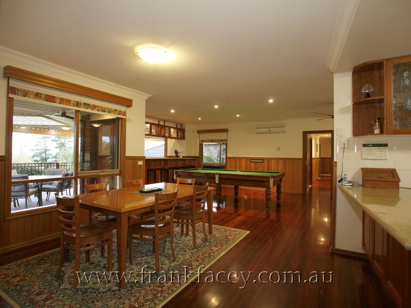 10 Farm Lane, Berwick VIC 3806