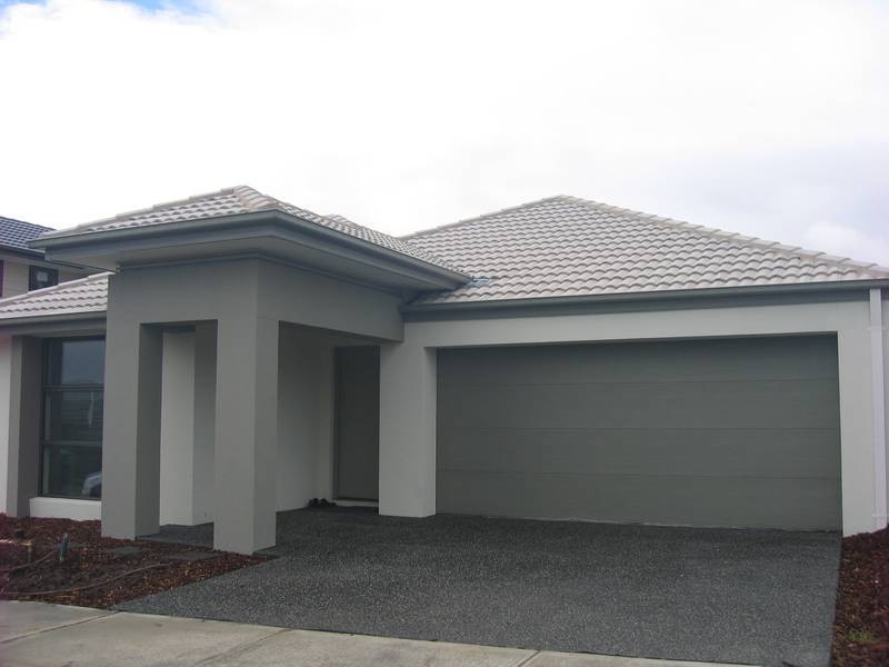 10 Lindeman Street, Berwick VIC 3806