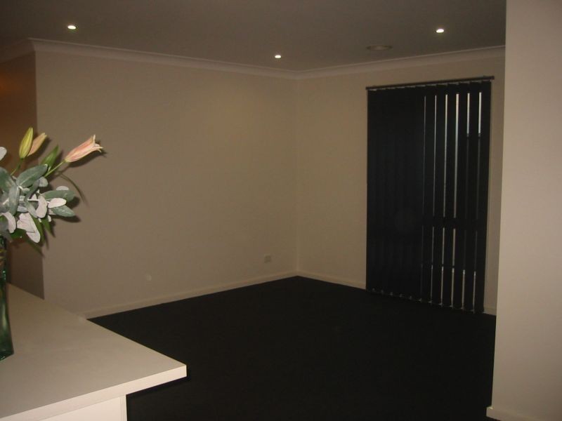 10 Lindeman Street, Berwick VIC 3806