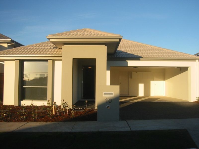 10 Lindeman Street, Berwick VIC 3806