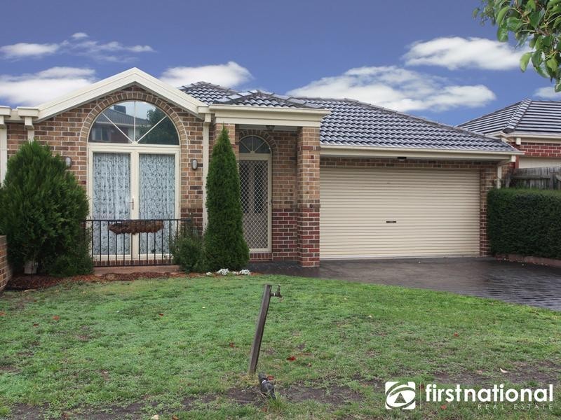 27 John Fisher Drive, Berwick VIC 3806