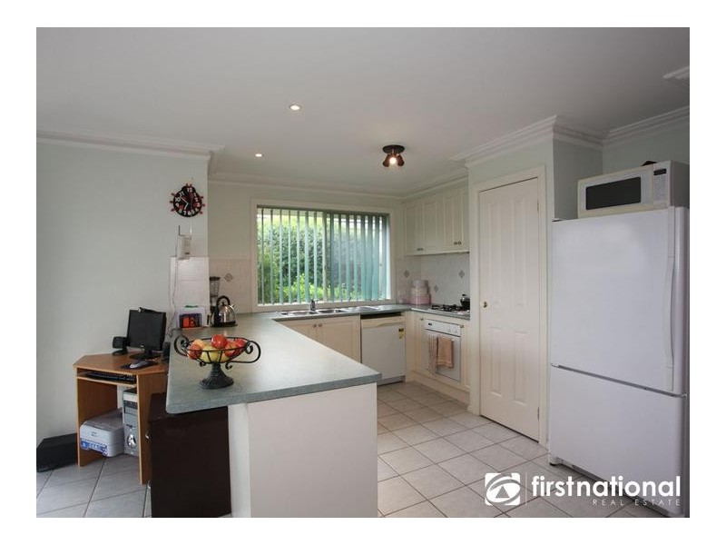 27 John Fisher Drive, Berwick VIC 3806