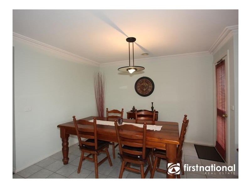 27 John Fisher Drive, Berwick VIC 3806