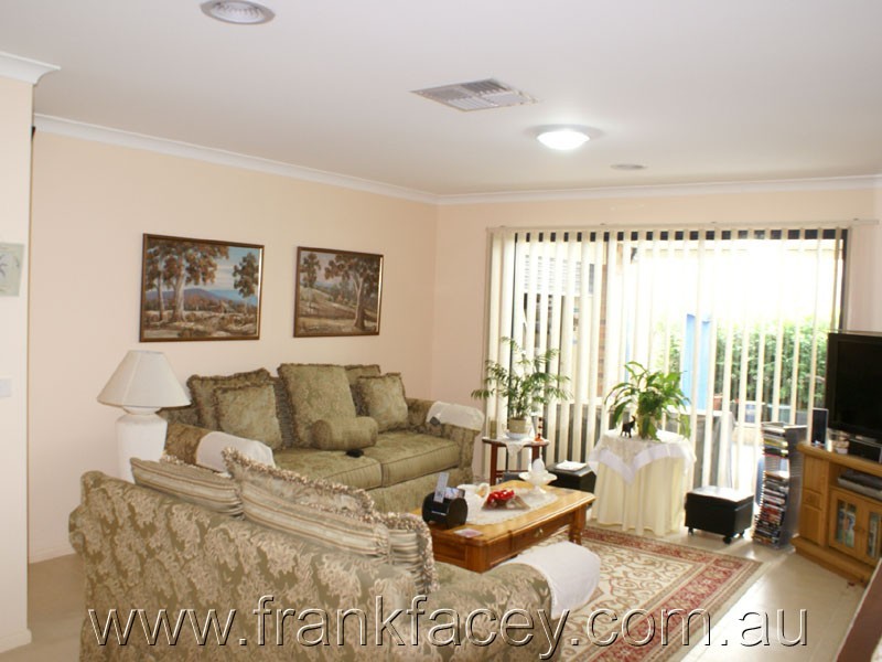 6 Drovers Retreat, Narre Warren South VIC 3805