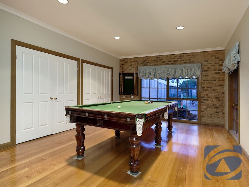 195 Huxtable Road, Pakenham Upper VIC 3810