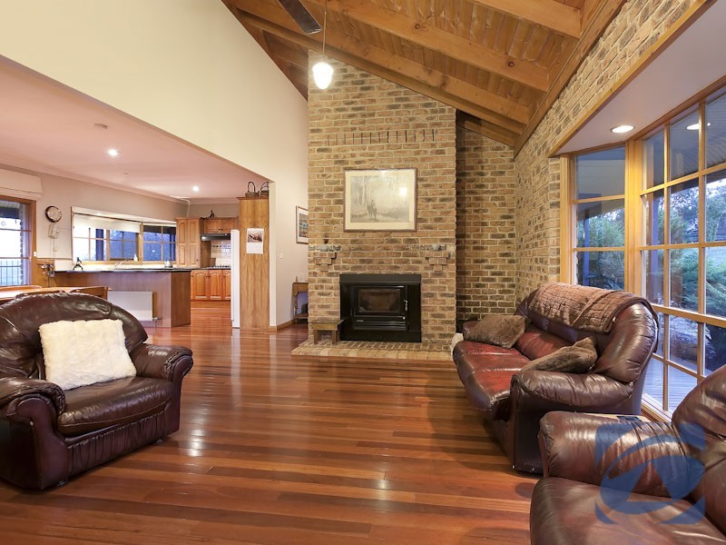 195 Huxtable Rd, Pakenham Upper VIC 3810