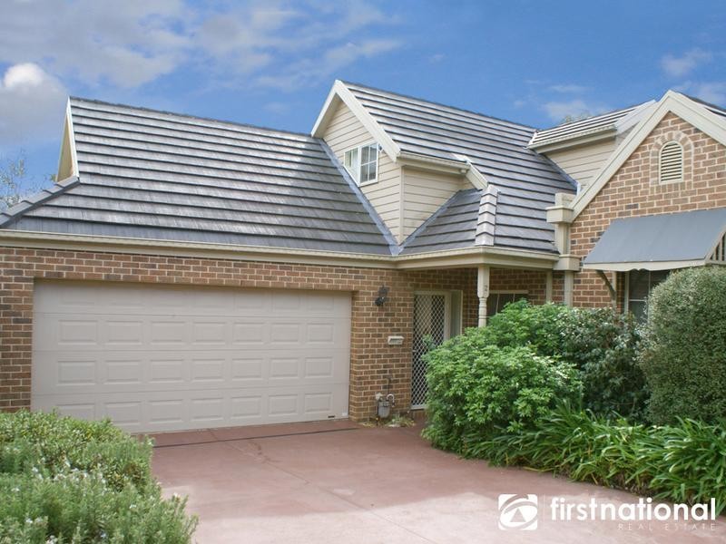 2/51 Peel Street, Berwick VIC 3806