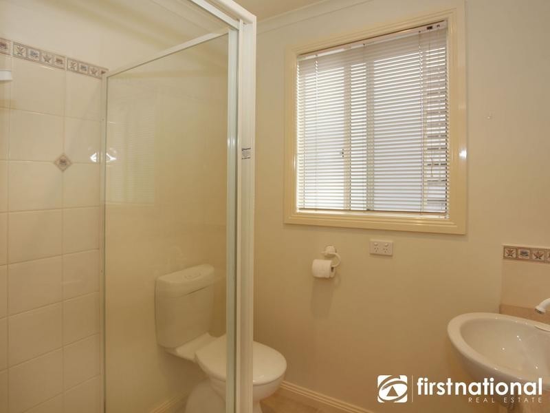 2/51 Peel Street, Berwick VIC 3806