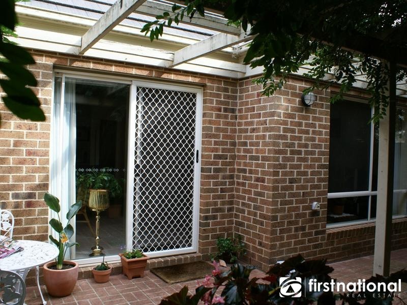 2/51 Peel Street, Berwick VIC 3806
