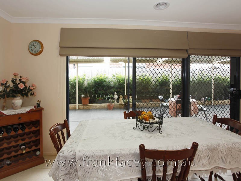 6 Drovers Retreat, Narre Warren South VIC 3805