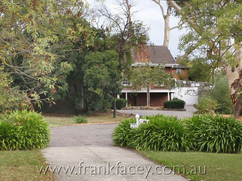 42 Peel Street, Berwick VIC 3806