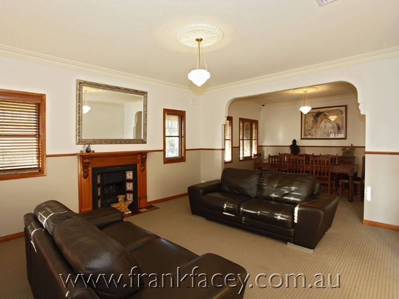 8 Bellaire Court, Narre Warren North VIC 3804