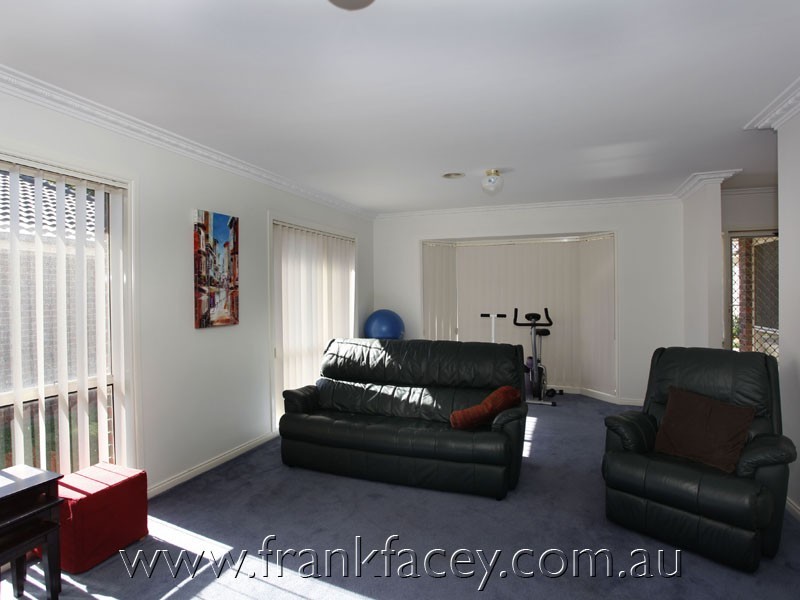 1/20 Inglis Road, Berwick VIC 3806