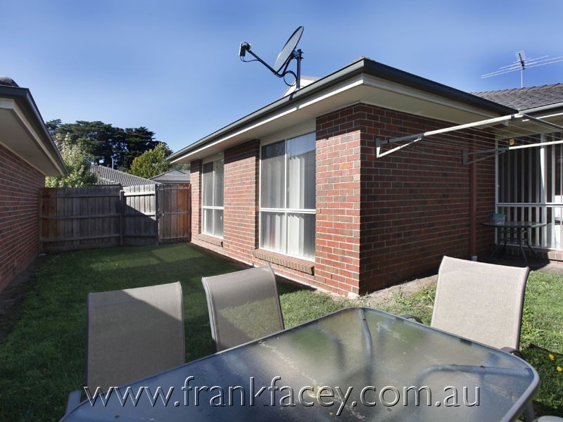 1/20 Inglis Road, Berwick VIC 3806