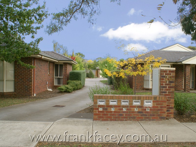 1/20 Inglis Road, Berwick VIC 3806