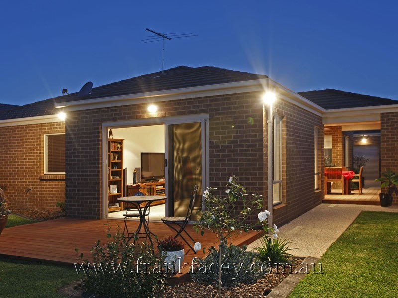 24 Piermont Drive, Berwick VIC 3806