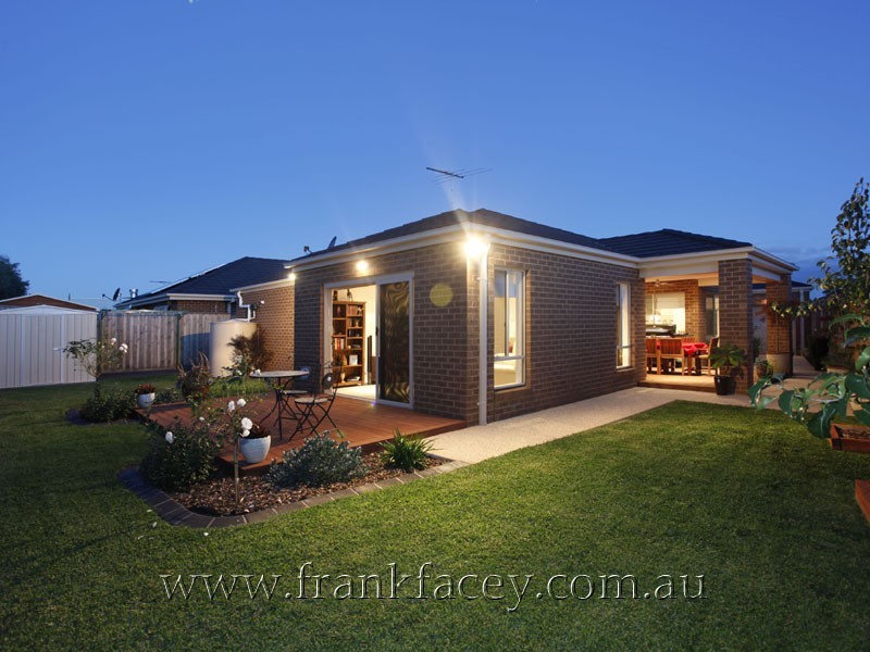 24 Piermont Drive, Berwick VIC 3806