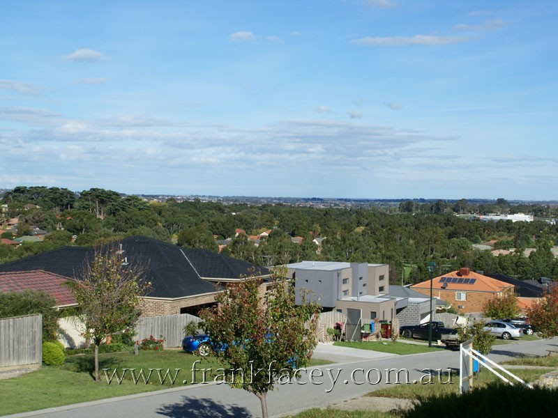 25 Cherry Tree Lane, Narre Warren VIC 3805