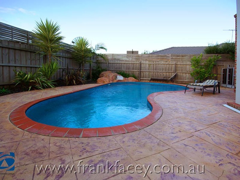 16 Pendulum Place, Berwick VIC 3806