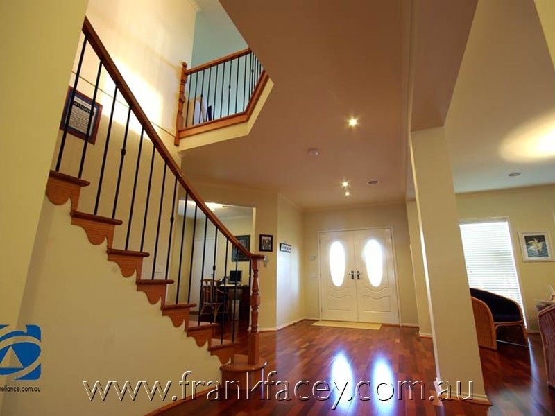 16 Pendulum Place, Berwick VIC 3806