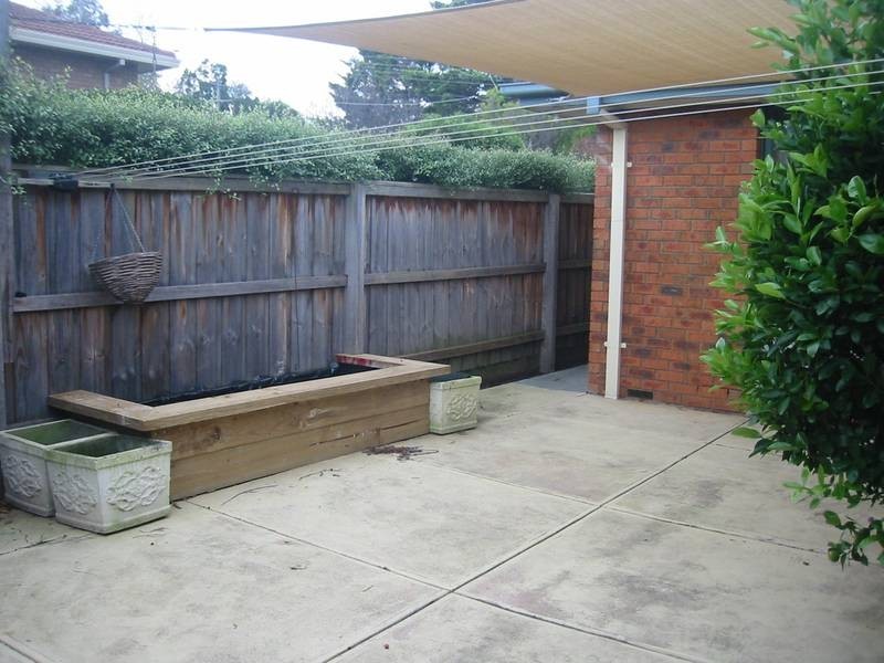 15 Harkaway Road, Berwick VIC 3806