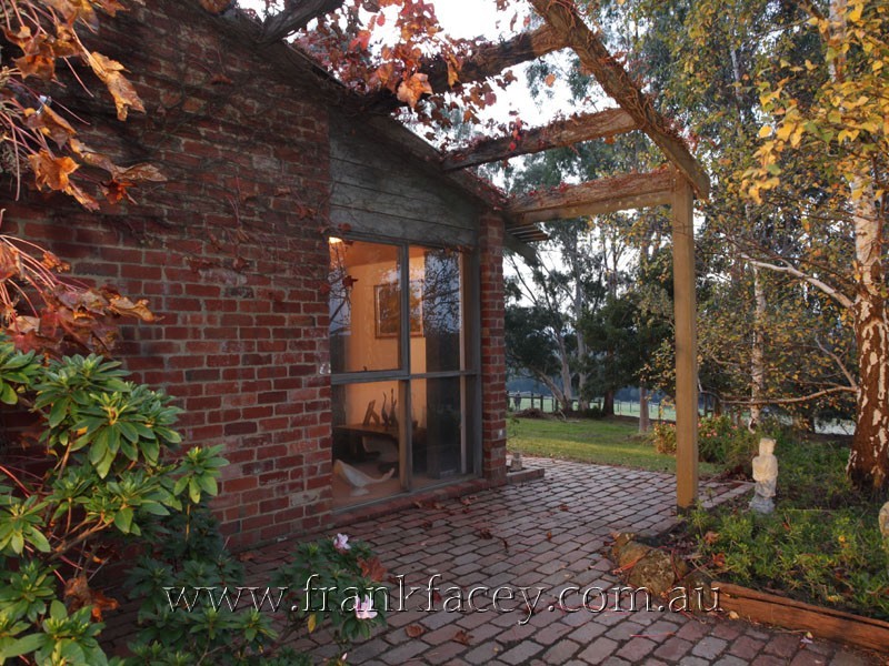 25 Walford Road, Beaconsfield Upper VIC 3808