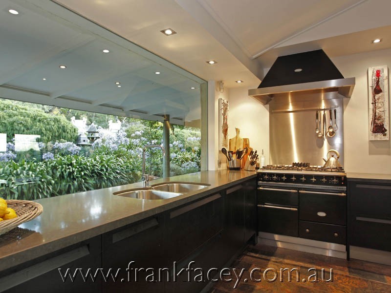 187 Split Rock Road, Beaconsfield Upper VIC 3808