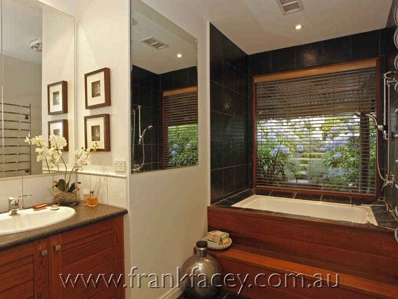 187 Split Rock Road, Beaconsfield Upper VIC 3808