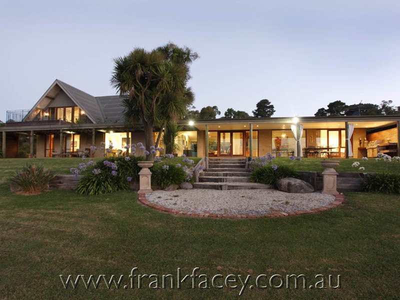 187 Split Rock Road, Beaconsfield Upper VIC 3808