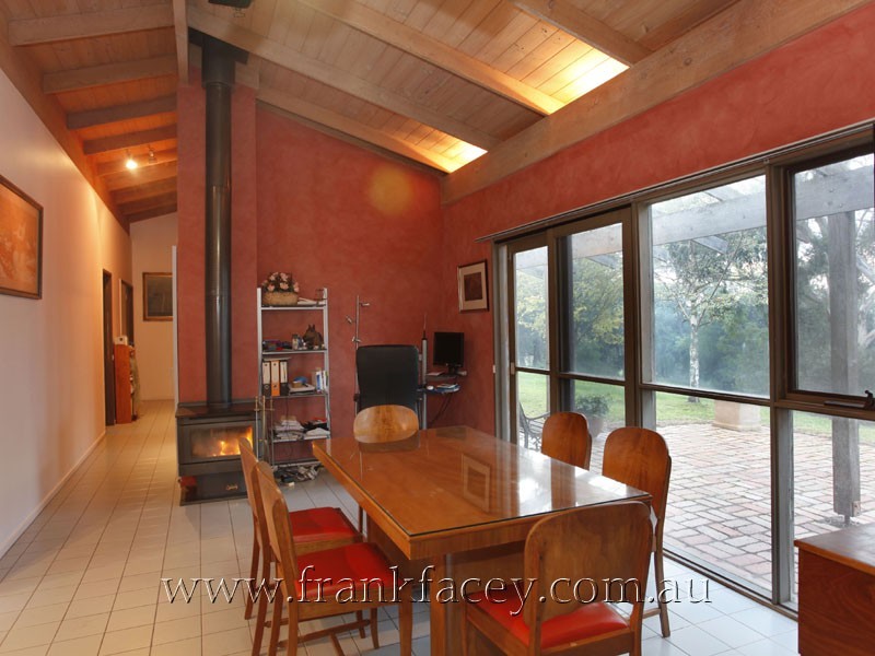 25 Walford Road, Beaconsfield Upper VIC 3808