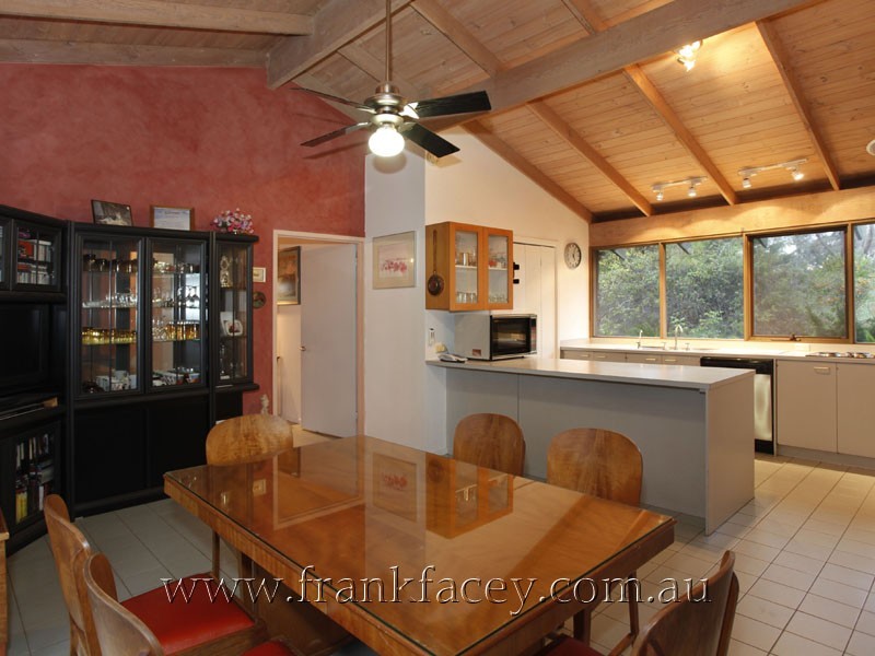 25 Walford Road, Beaconsfield Upper VIC 3808